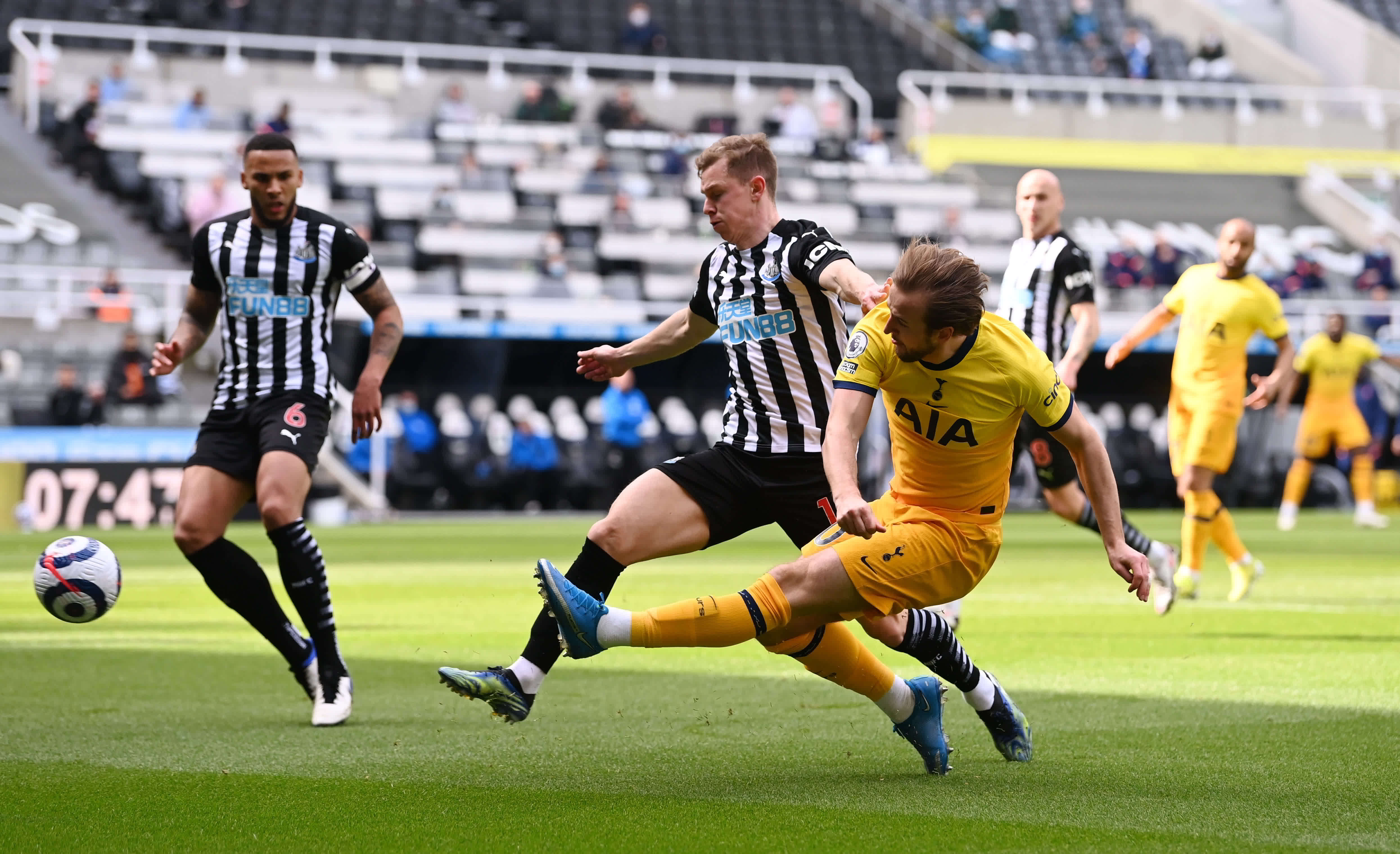 而被圈内外 而被圈内外